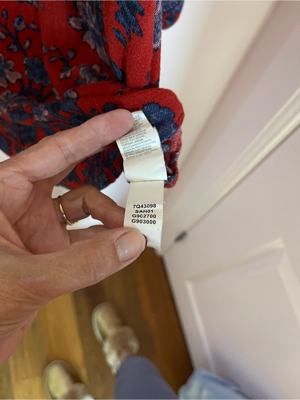Lucky Brand Red Floral Peasant Blouse with Blue Accents - Picture 5 of 6